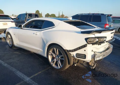 2021 Chevrolet Camaro Rwd 2Lt из США, поврежденный, VIN 1G1FD1RX1M0142523